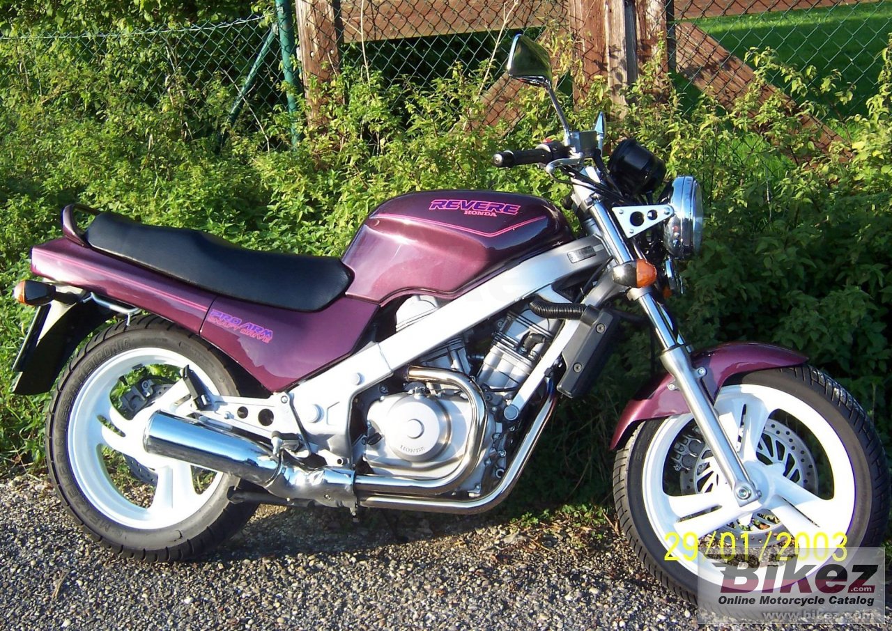 Honda NTV 650 Revere picture